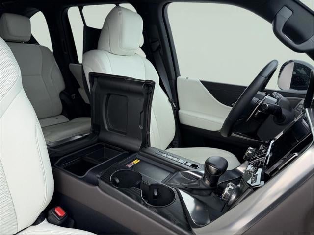 2025 Lexus LX 600 LUXURY