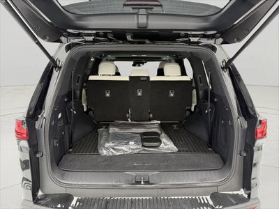 2025 Lexus LX 600 LUXURY