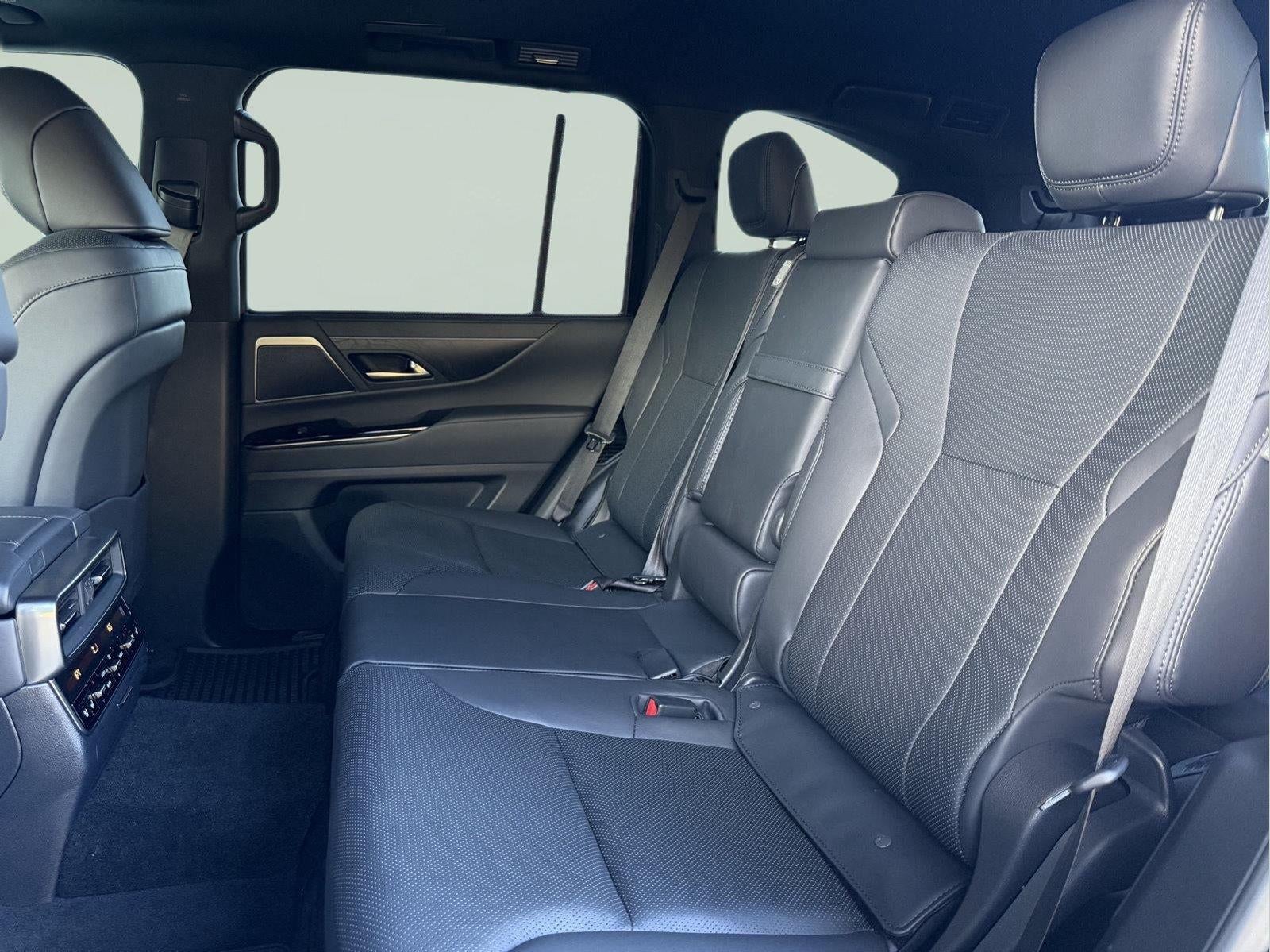 2025 Lexus LX 700h LX 700h Overtrail
