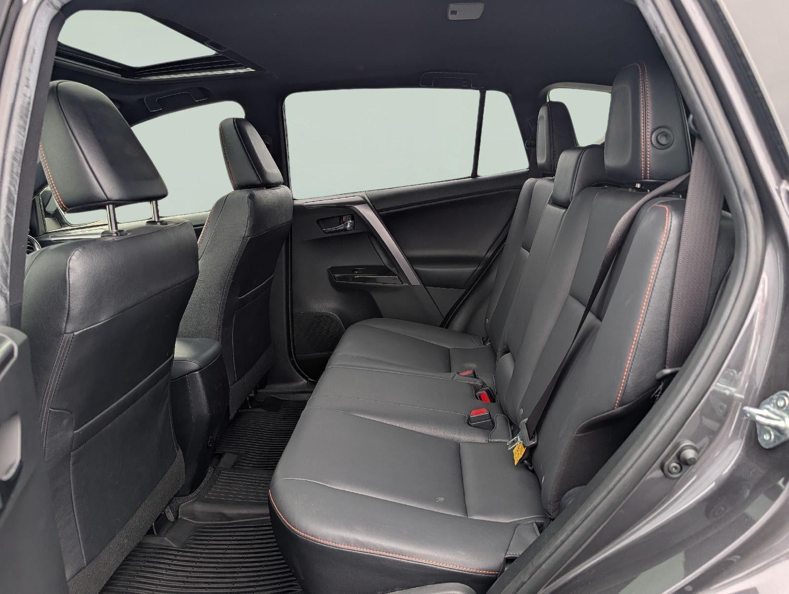2018 Toyota RAV4 SE