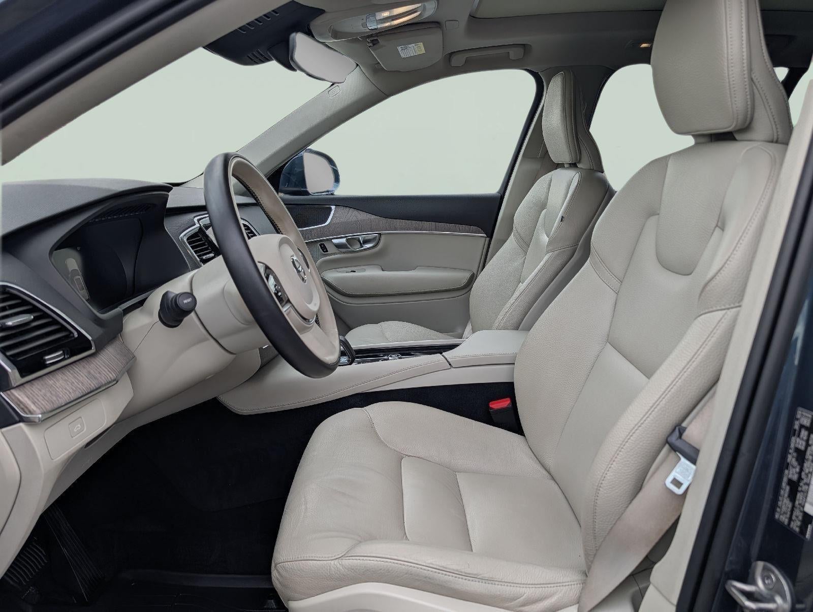 2023 Volvo XC90 Plus