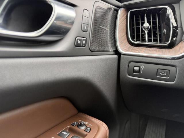 2022 Volvo XC60 Inscription