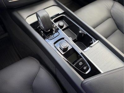 2025 Volvo XC60 SUV