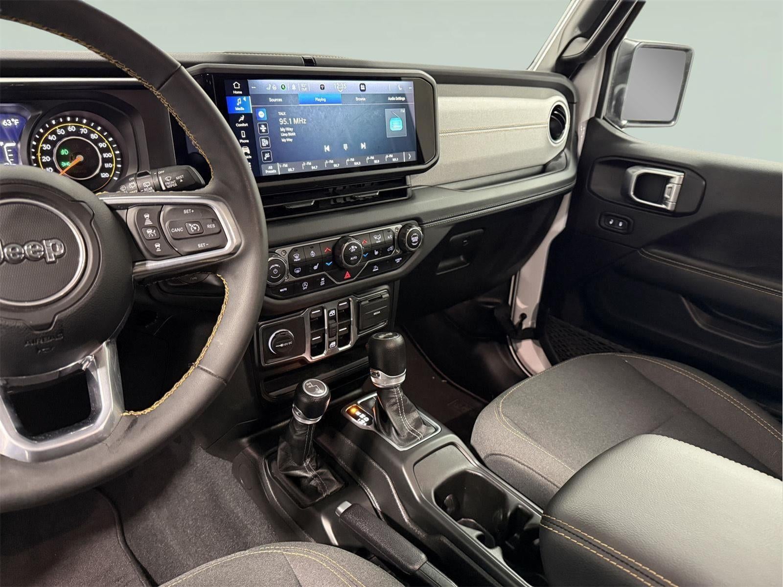 2024 Jeep Wrangler 4-Door Sahara