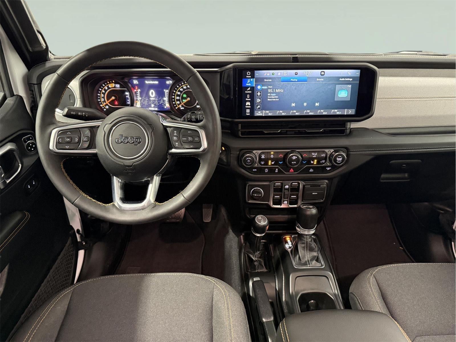 2024 Jeep Wrangler 4-Door Sahara