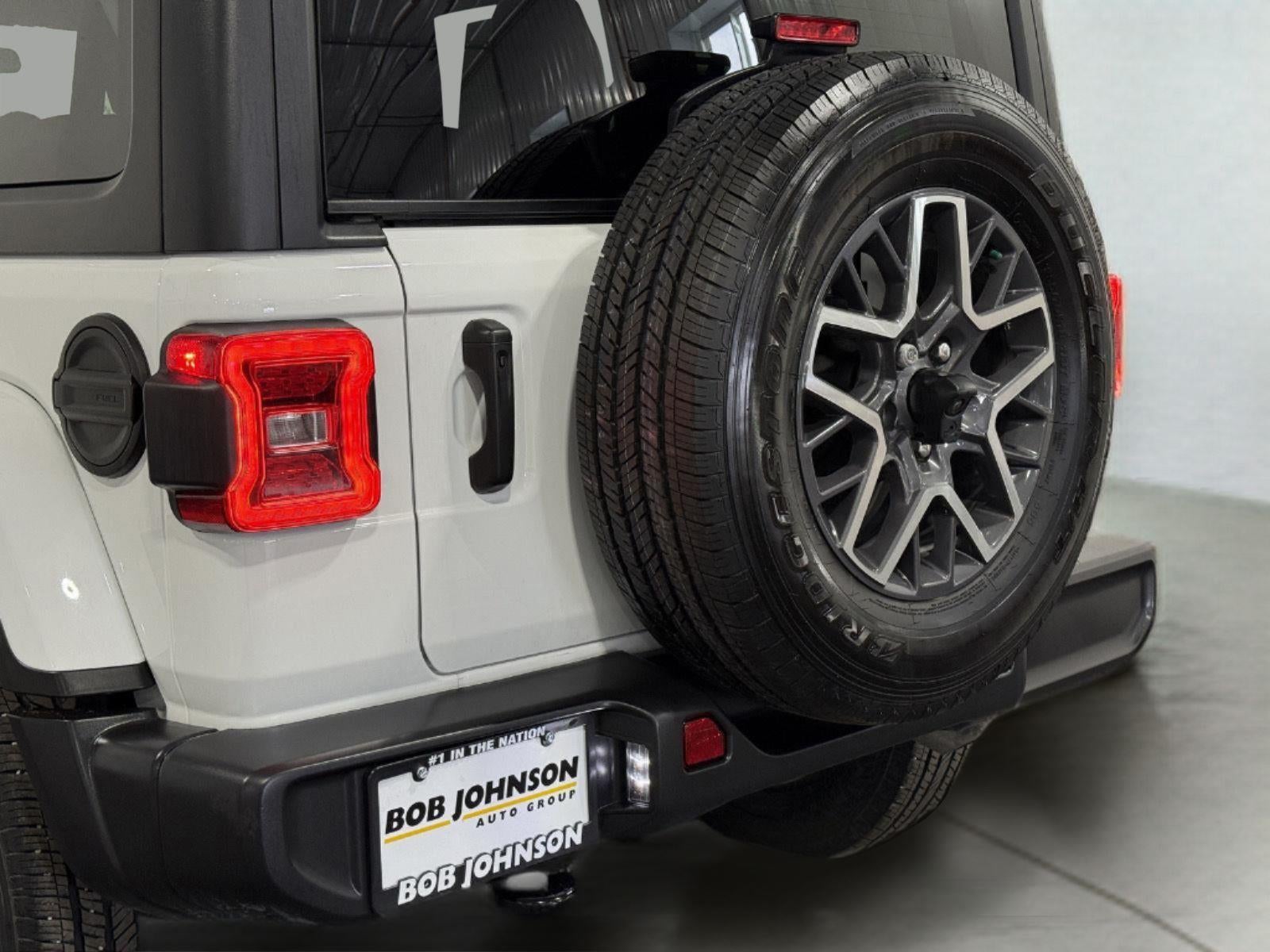 2024 Jeep Wrangler 4-Door Sahara