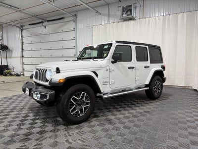 2024 Jeep Wrangler 4-Door Sahara