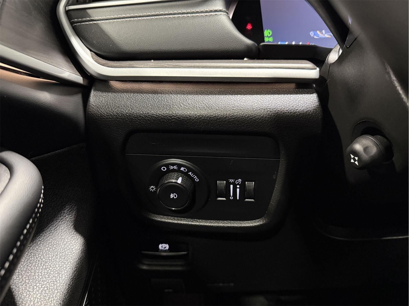 2025 Jeep Grand Cherokee L Limited 4x4