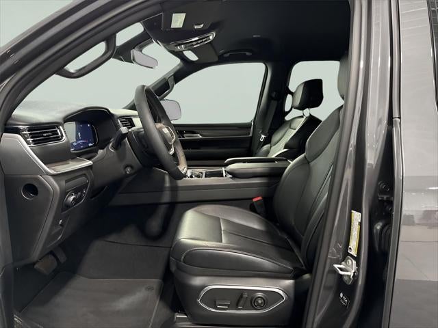 2023 Jeep Wagoneer L Series III 4x4