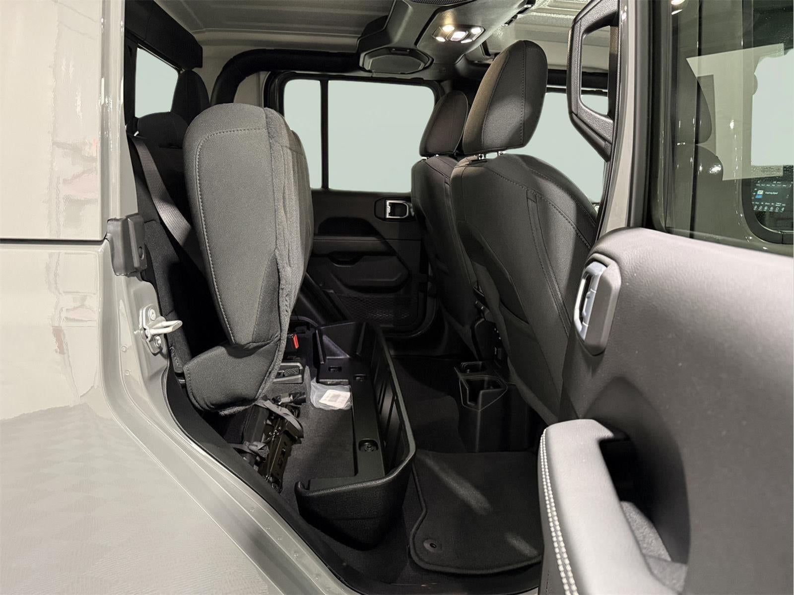 2021 Jeep Gladiator Overland 4x4