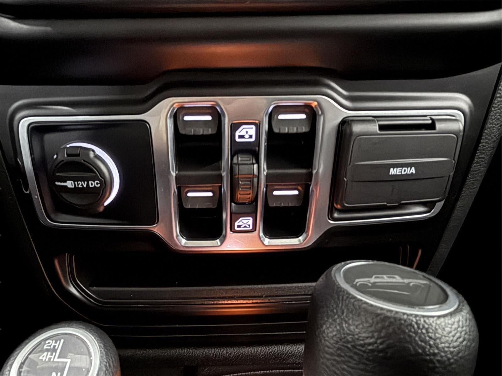 2021 Jeep Gladiator Overland 4x4