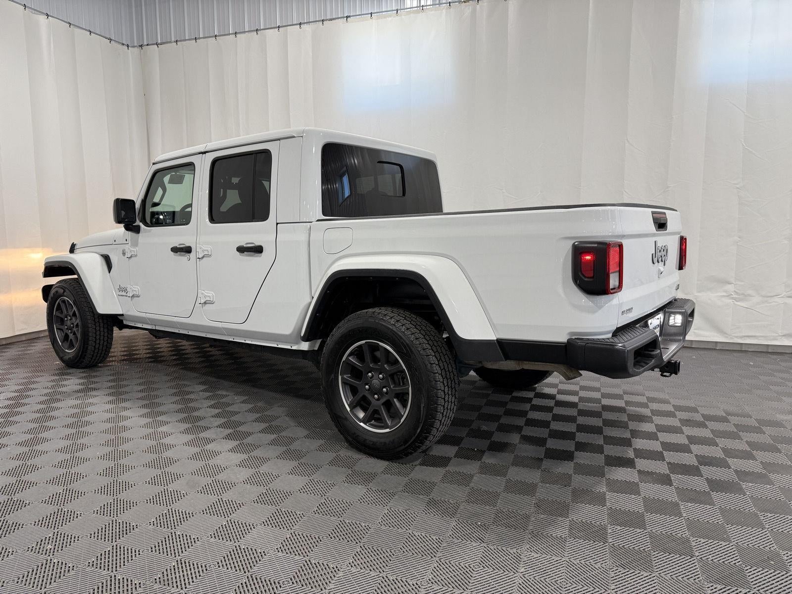 2023 Jeep Gladiator Overland 4x4