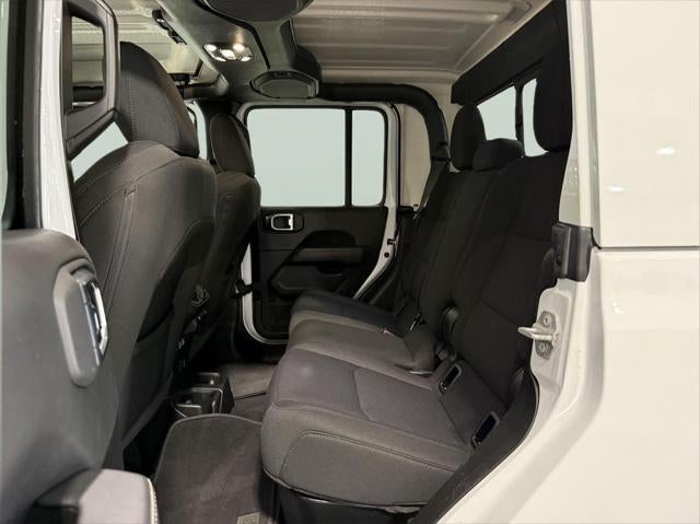 2023 Jeep Gladiator Overland 4x4