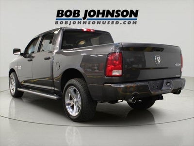 2017 RAM 1500 Express Crew Cab 4x4 5'7' Box