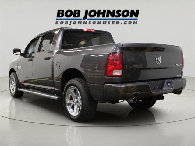 2017 RAM 1500 Express Crew Cab 4x4 5'7' Box