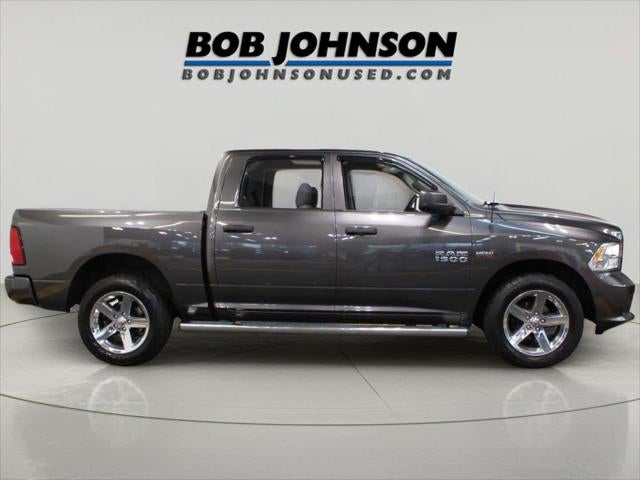 2017 RAM 1500 Express Crew Cab 4x4 5'7' Box