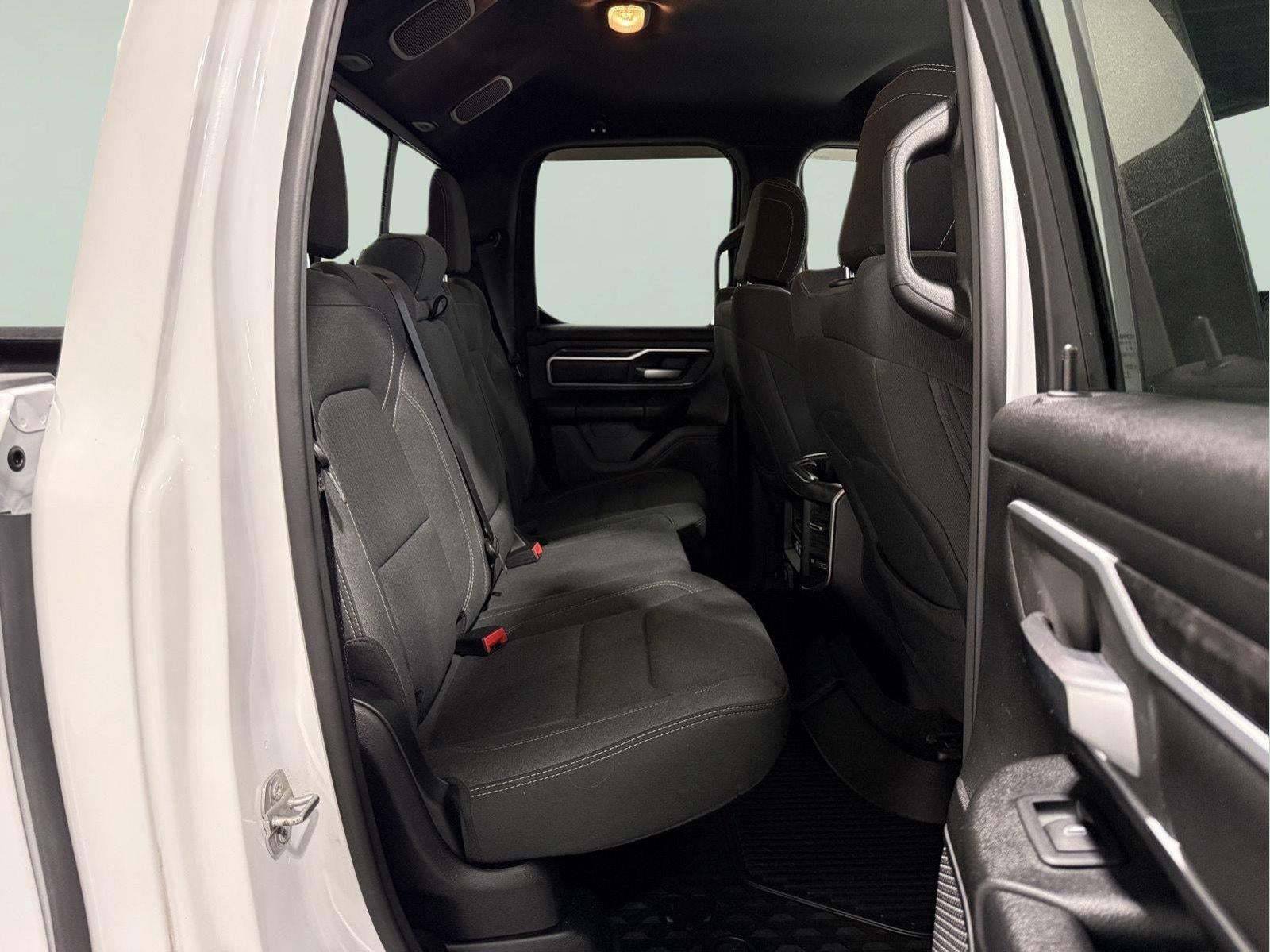 2021 RAM 1500 Big Horn Quad Cab 4x4 6'4' Box