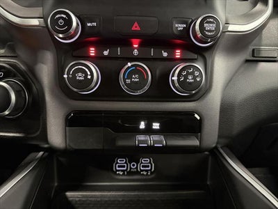 2023 RAM 1500 Big Horn Crew Cab 4x4 5'7' Box