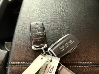 2023 RAM 1500 Tradesman Crew Cab 4x4 5'7' Box