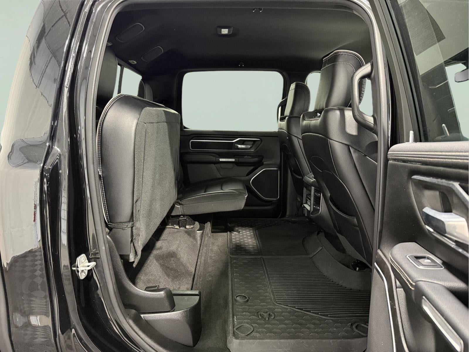 2023 RAM 1500 Laramie Crew Cab 4x4 5'7' Box