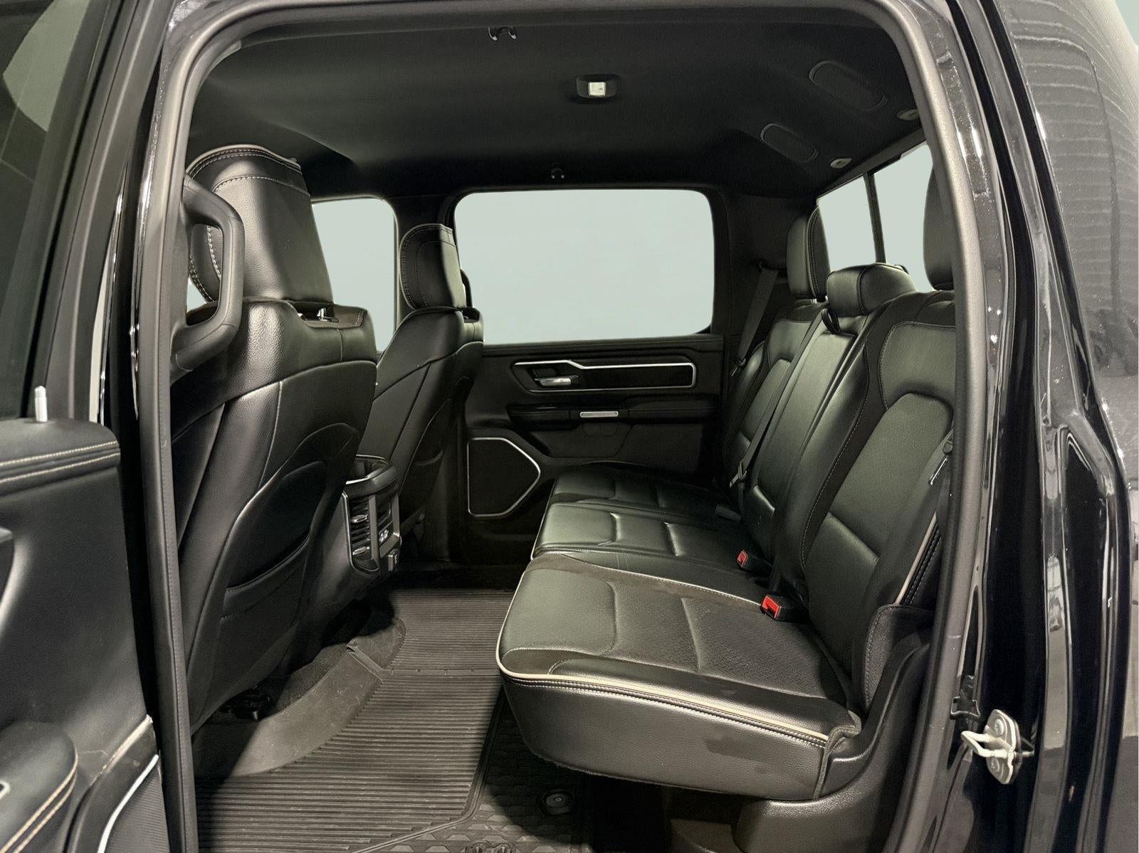 2023 RAM 1500 Laramie Crew Cab 4x4 5'7' Box