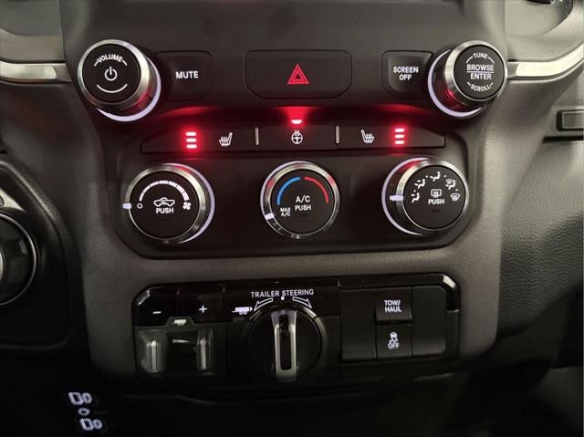 2023 RAM 1500 Big Horn Crew Cab 4x4 6'4' Box
