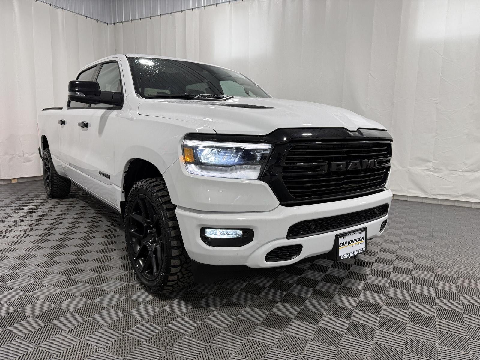 2023 RAM 1500 Laramie Crew Cab 4x4 6'4' Box