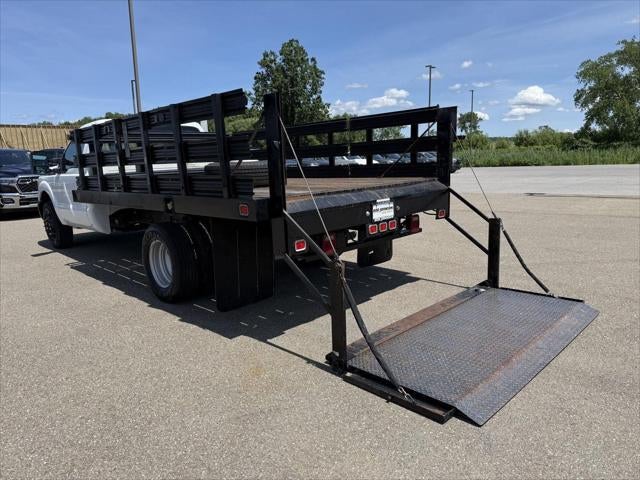 2015 Ford F-350 Chassis XL