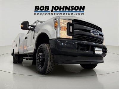 2018 Ford F-350 Chassis XL