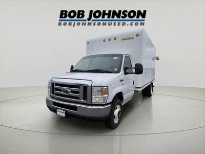 2019 Ford E-450 Cutaway E-450 DRW 158 WB