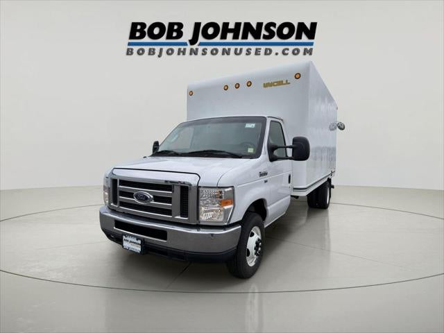 2019 Ford E-450 Cutaway E-450 DRW 158 WB