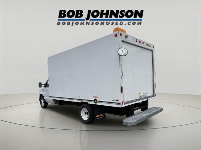 2019 Ford E-450 Cutaway E-450 DRW 158 WB