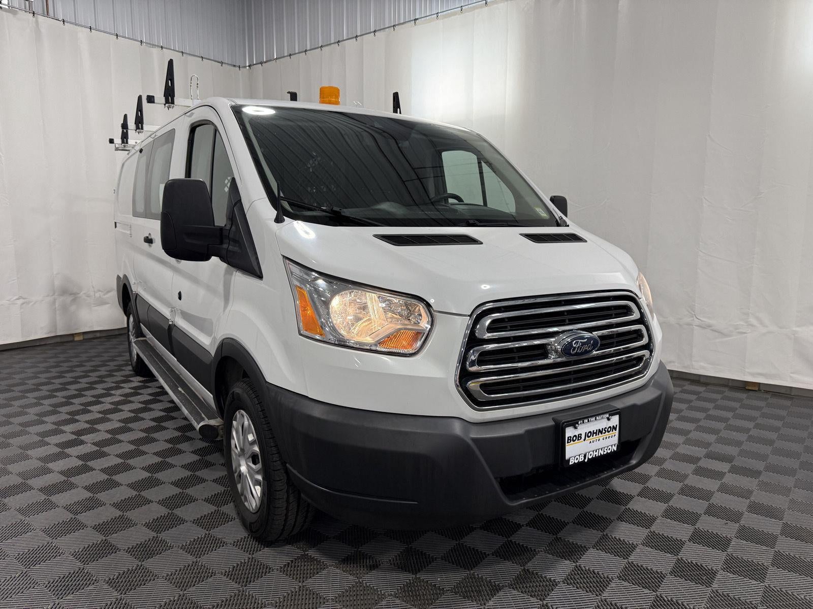 2018 Ford Transit-250 T-250 130 Low Rf 9000 GVWR Swing-Out RH Dr