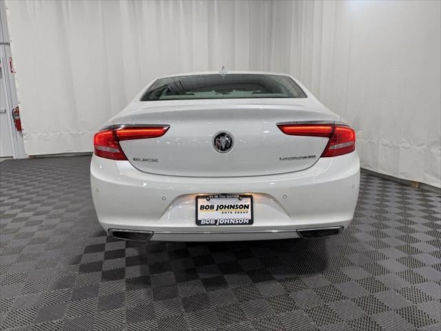 2017 Buick LaCrosse Essence