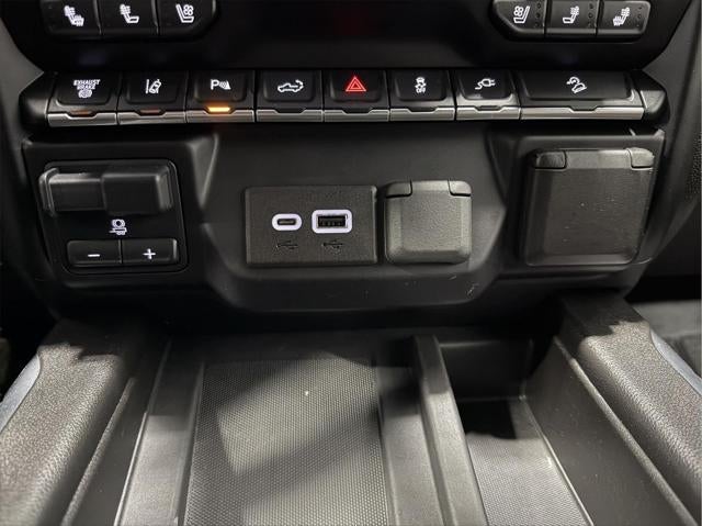 2022 Chevrolet Silverado 3500HD 4WD Crew Cab Standard Bed High Country