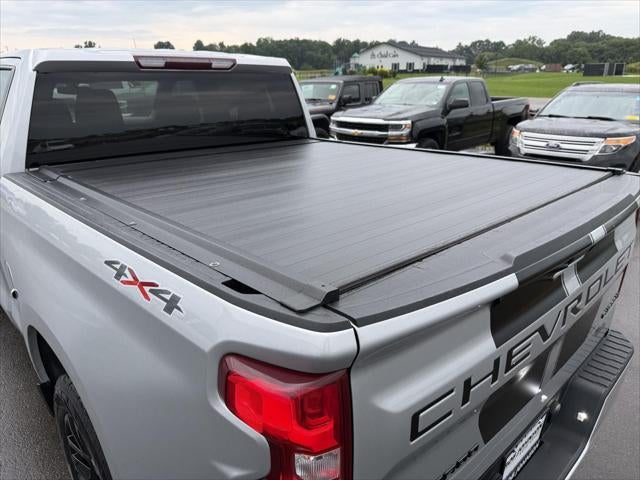 2020 Chevrolet Silverado 1500 4WD Crew Cab Short Bed Custom
