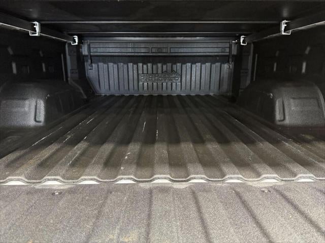 2023 Chevrolet Silverado 1500 4WD Crew Cab Standard Bed High Country