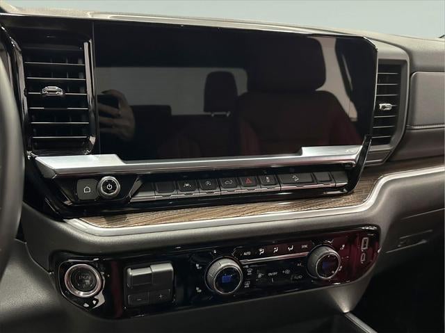 2025 Chevrolet Silverado 1500 4WD RST