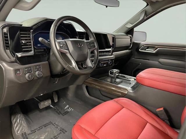 2025 Chevrolet Silverado 1500 4WD RST
