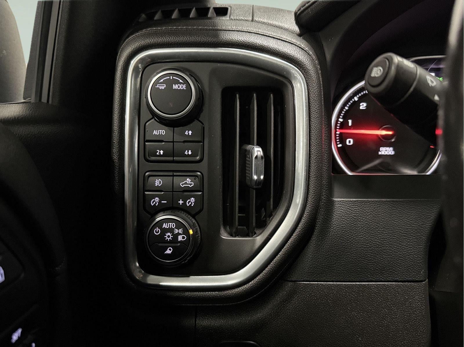 2022 Chevrolet Silverado 1500 LTD 4WD Crew Cab Standard Bed High Country