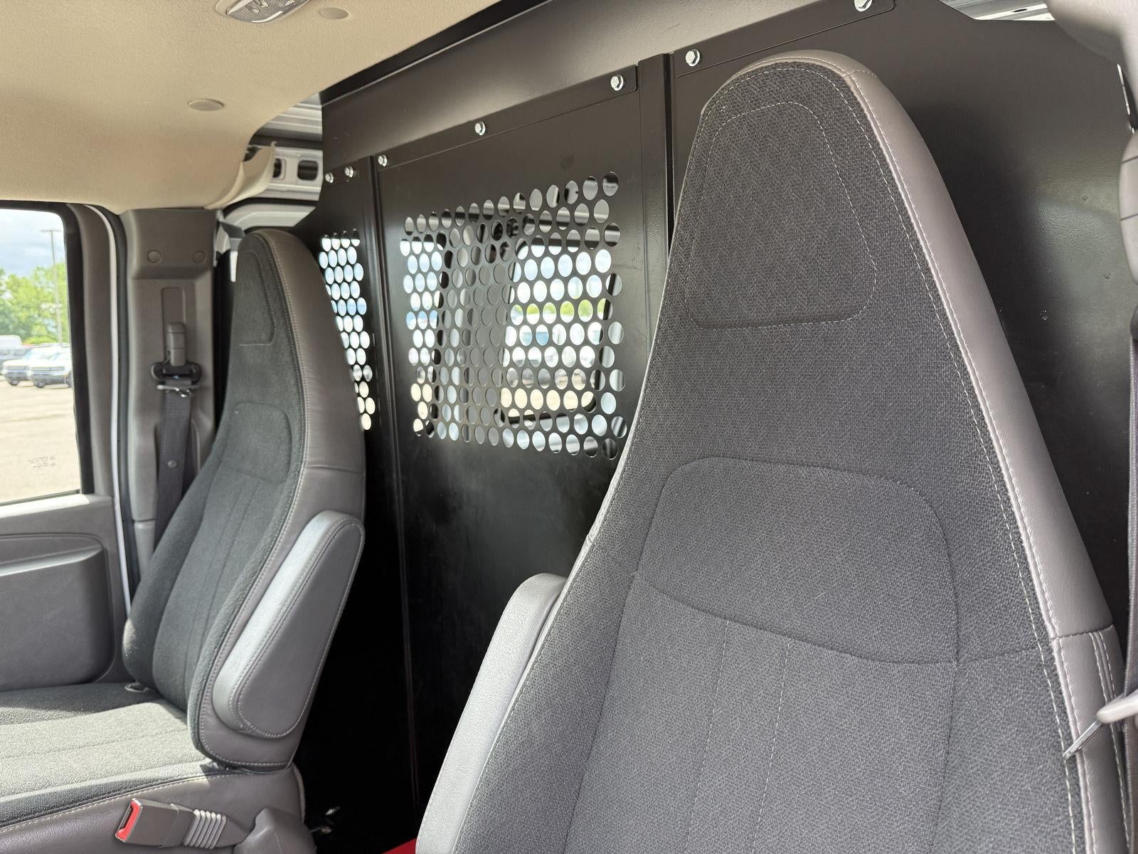 2025 Chevrolet Express Cargo RWD 2500 Regular Wheelbase WT