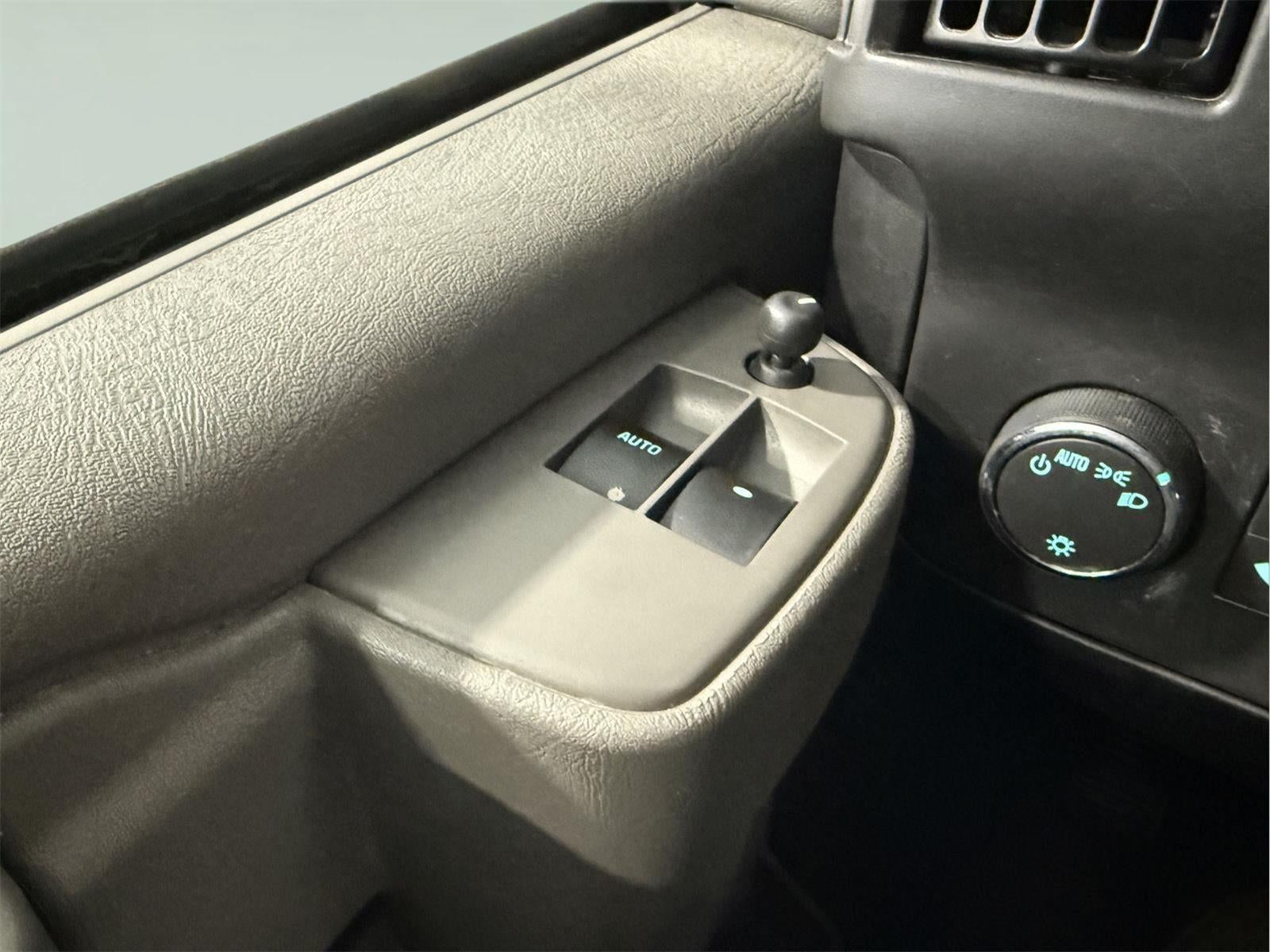 2024 Chevrolet Express Cargo RWD 2500 Regular Wheelbase WT