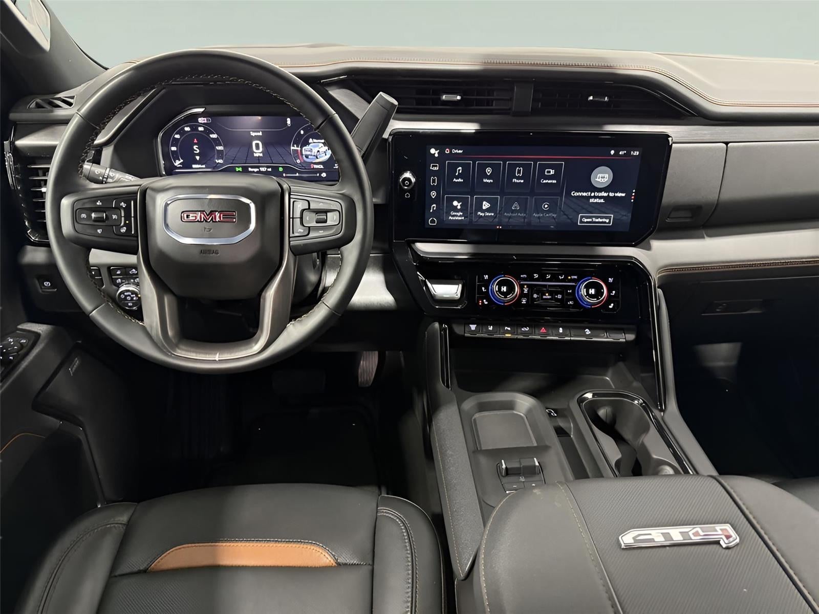 2025 GMC Sierra 2500HD 4WD Crew Cab Standard Bed AT4