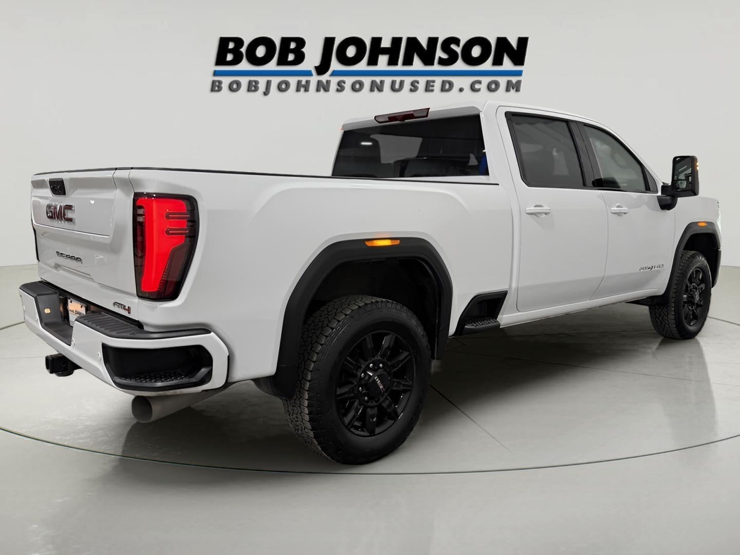 2025 GMC Sierra 2500HD 4WD Crew Cab Standard Bed AT4