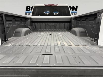 2025 GMC Sierra 2500HD 4WD Crew Cab Standard Bed AT4
