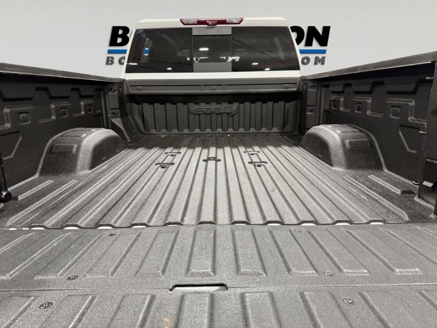 2024 GMC Sierra 2500HD 4WD Crew Cab Standard Bed AT4