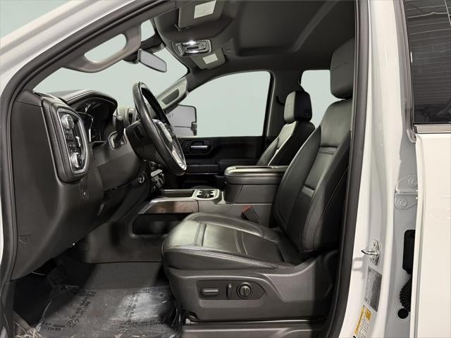 2022 GMC Sierra 2500HD 4WD Crew Cab Standard Bed Denali