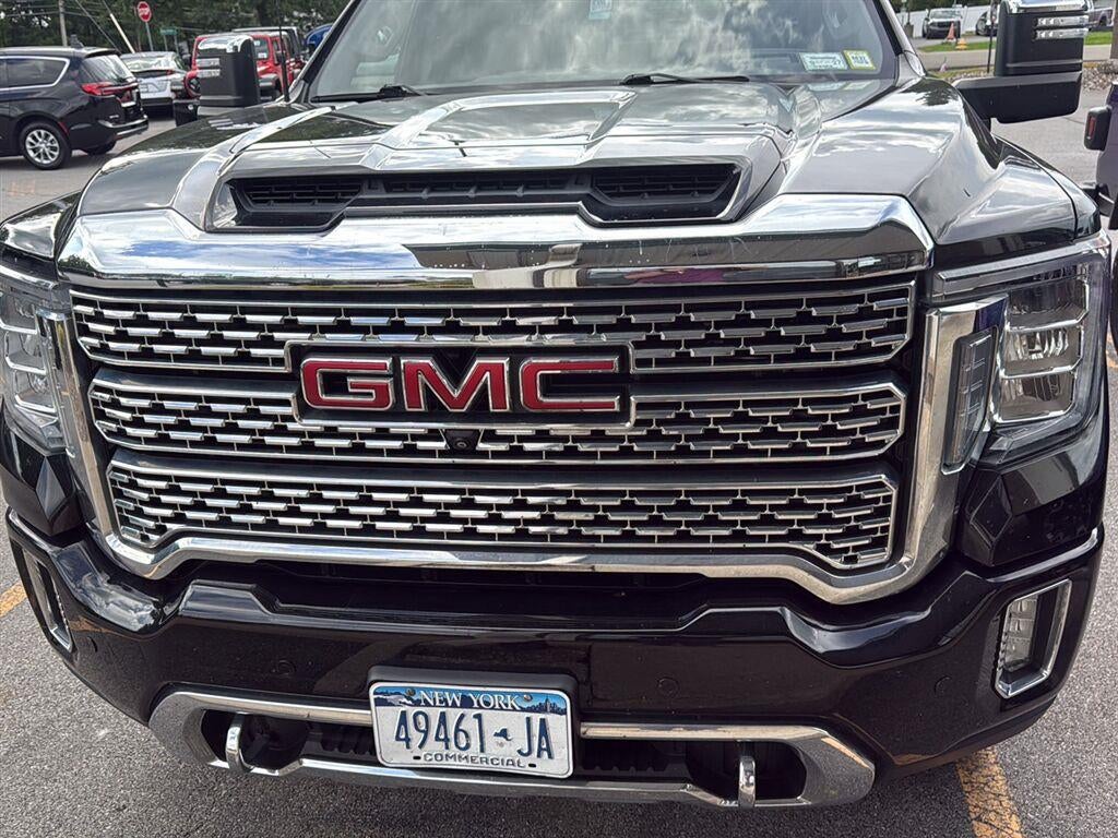 2020 GMC Sierra 2500HD 4WD Crew Cab Standard Bed Denali