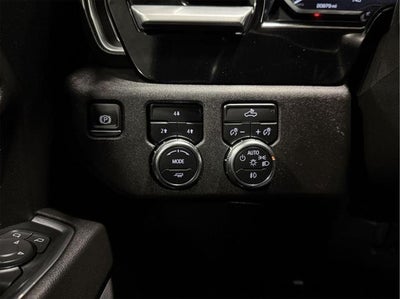 2024 GMC Sierra 3500HD 4WD Crew Cab Standard Bed SLE