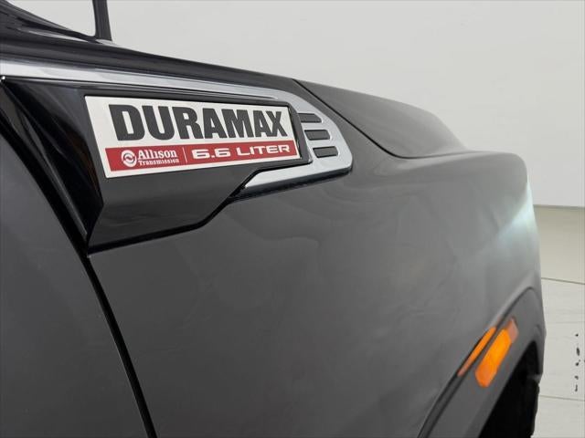 2025 GMC Sierra 2500HD 4WD Crew Cab Standard Bed SLT